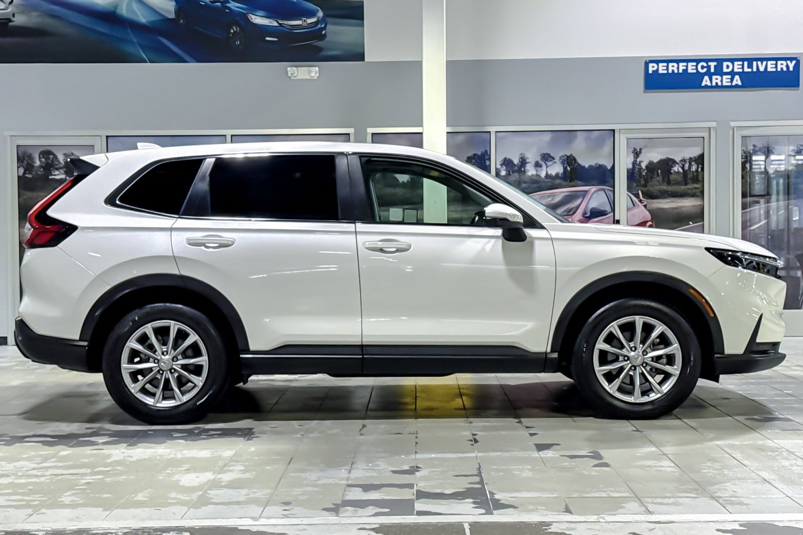 Used 2023 Honda CR-V EX-L image 7
