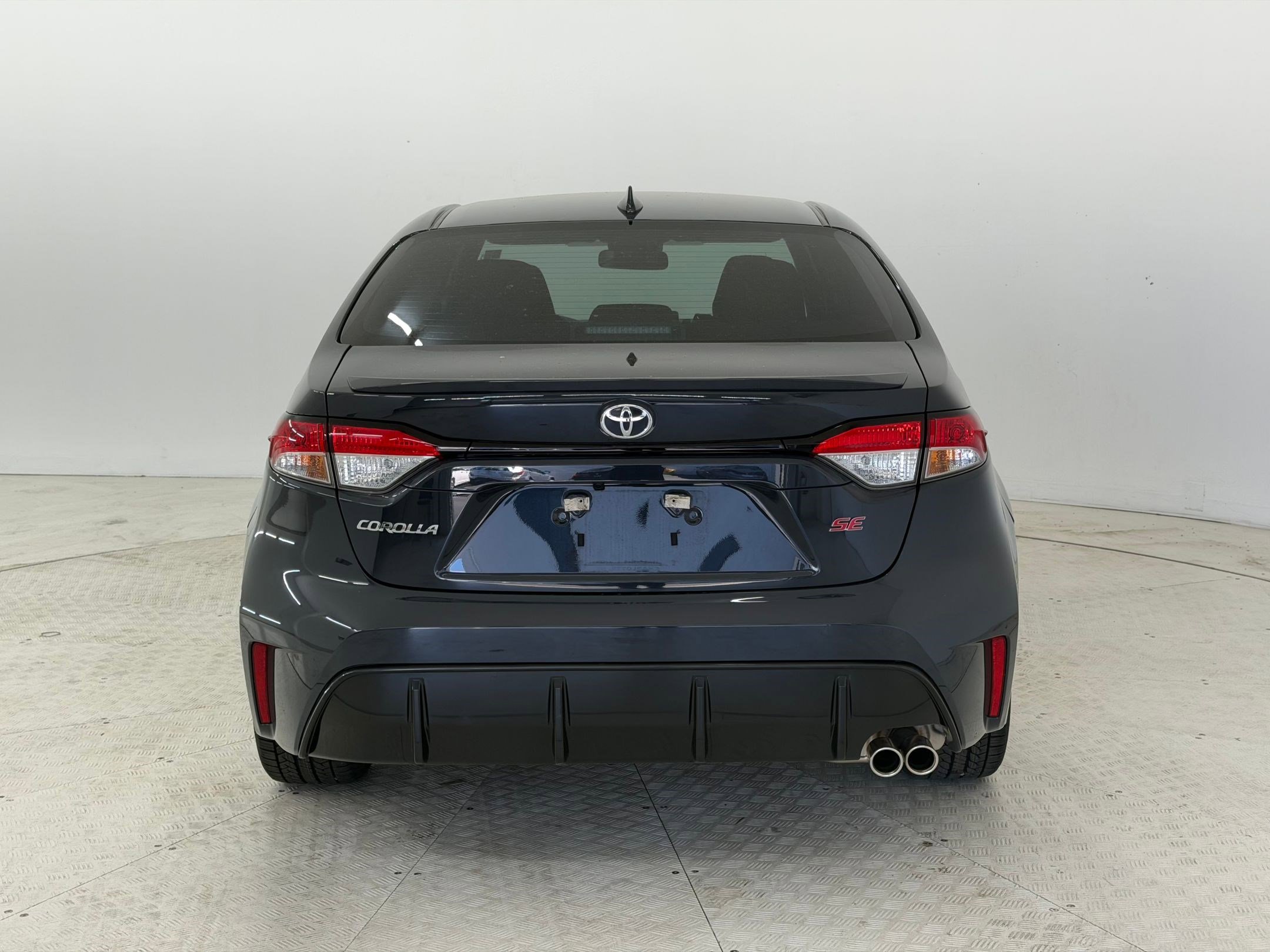 Used 2023 Toyota Corolla SE FWD image 9