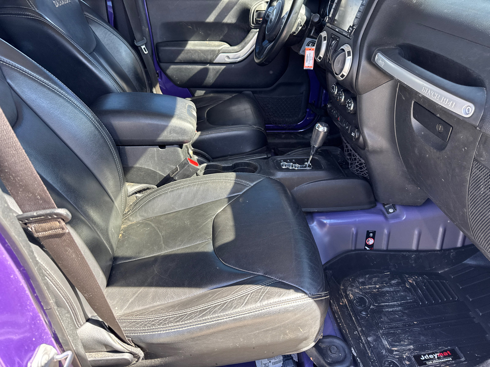 Used 2017 Jeep Wrangler Unlimited Sahara w/ Max Tow Package image 13