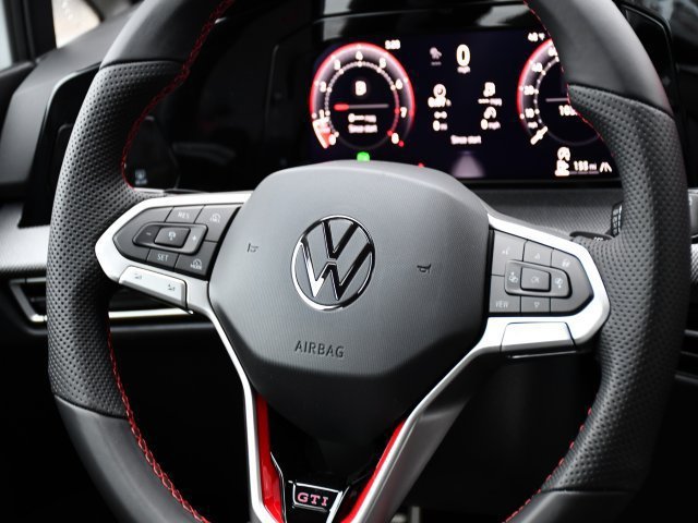 New 2026 Volkswagen GTI SE FWD image 24
