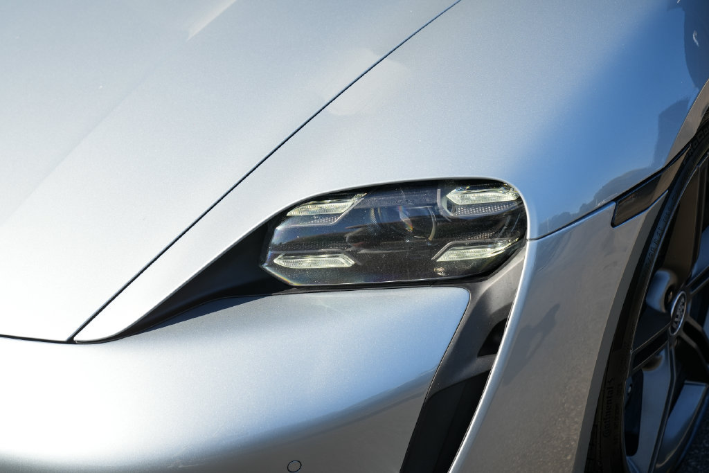 Certified 2021 Porsche Taycan 4S AWD/4WD image 7