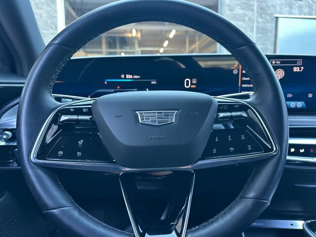Used 2024 Cadillac Lyriq Luxury RWD image 27