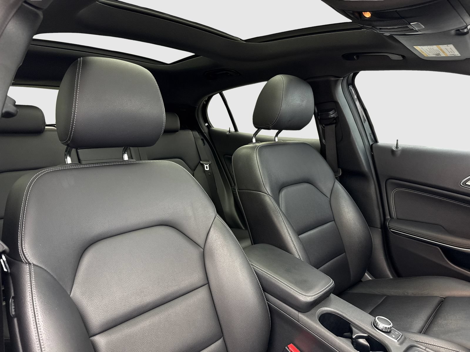 Used 2017 Mercedes-Benz GLA 250 image 40