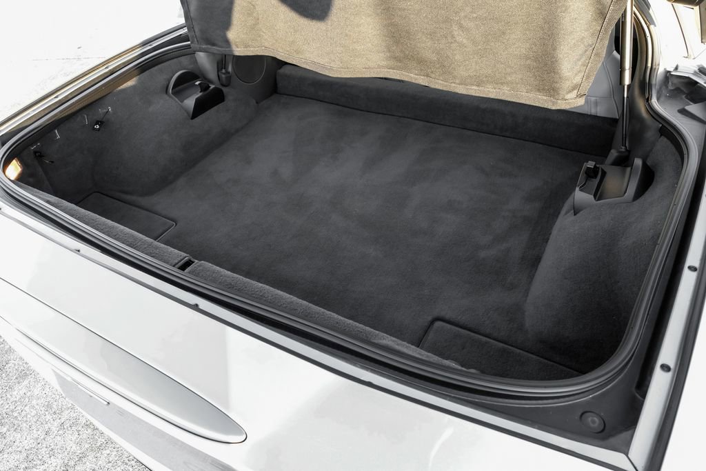 Used 2006 Chevrolet Corvette Coupe w/ Preferred Equipment Group image 46