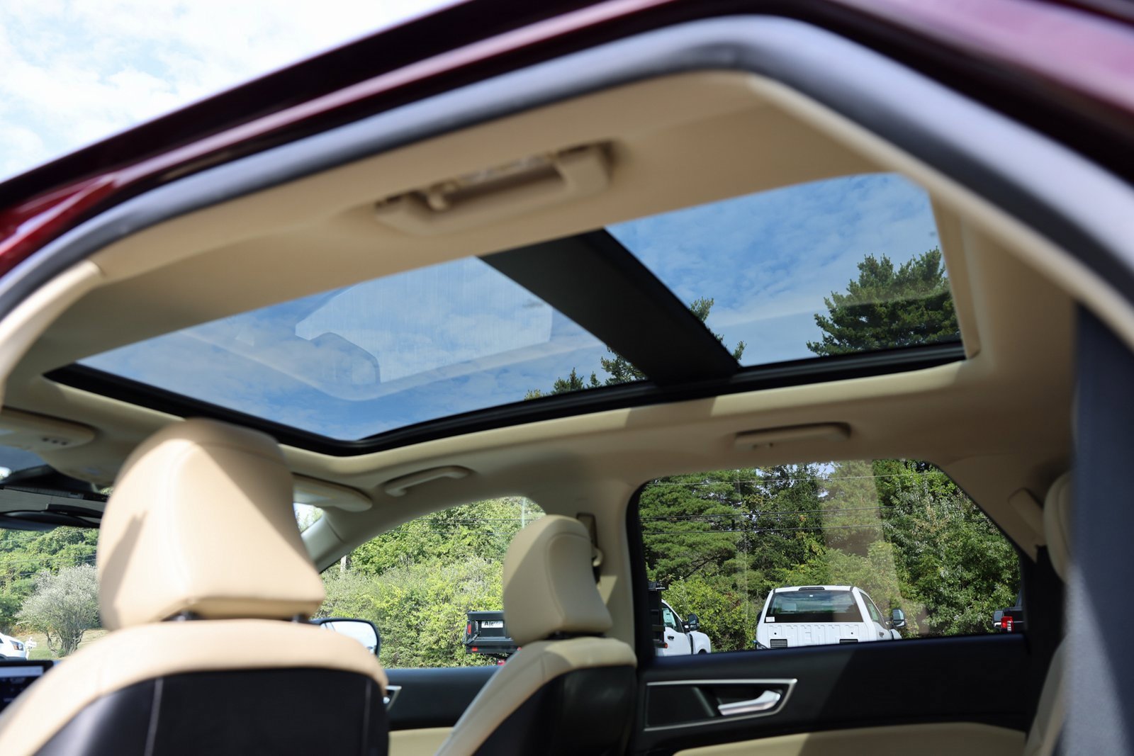 Used 2022 Ford Edge SEL w/ Convenience Package image 25