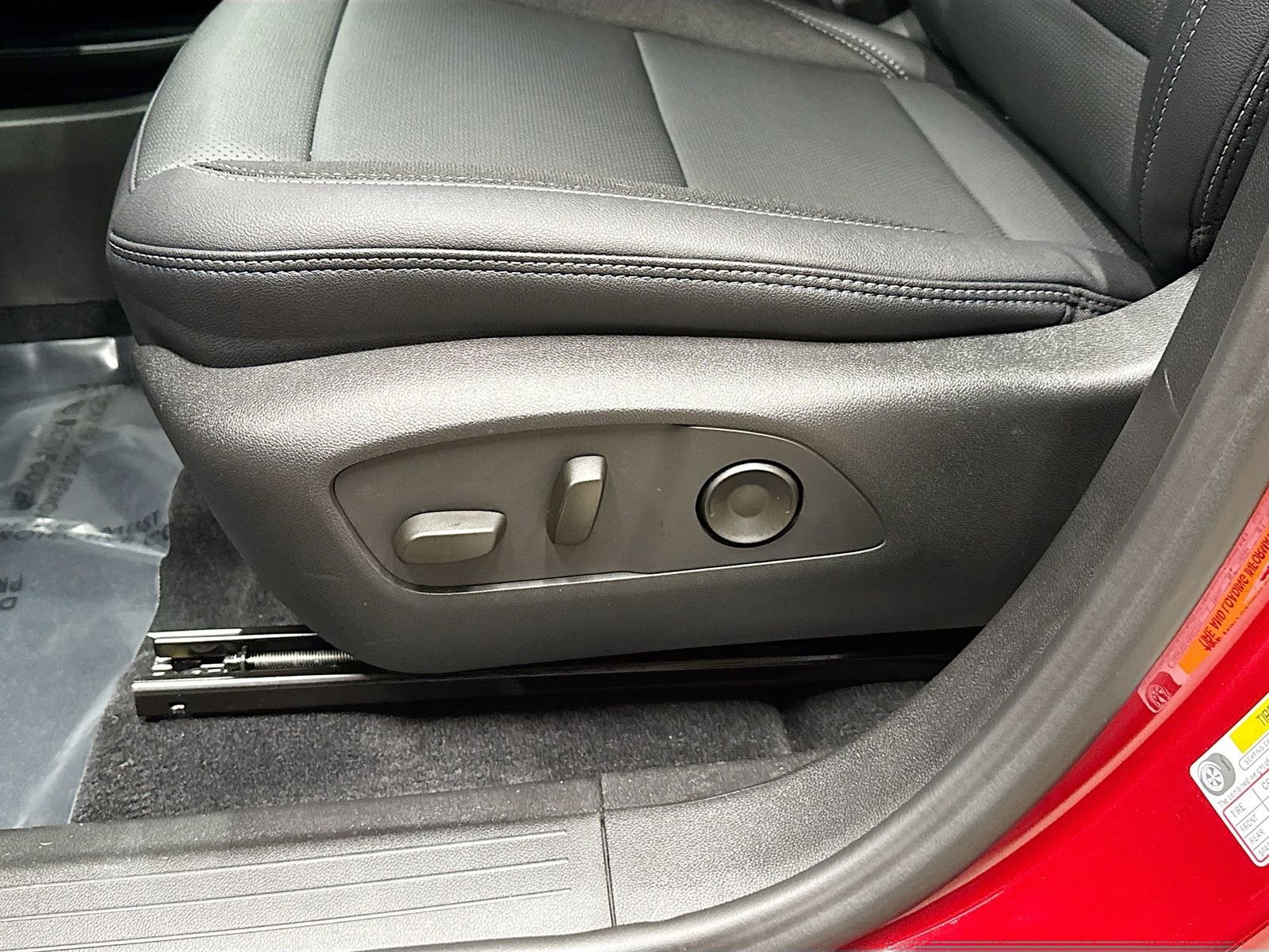 New 2026 Chevrolet Equinox EV LT image 19