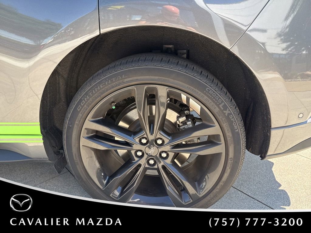 Used 2024 Ford Edge ST w/ Equipment Group 401A AWD/4WD image 20