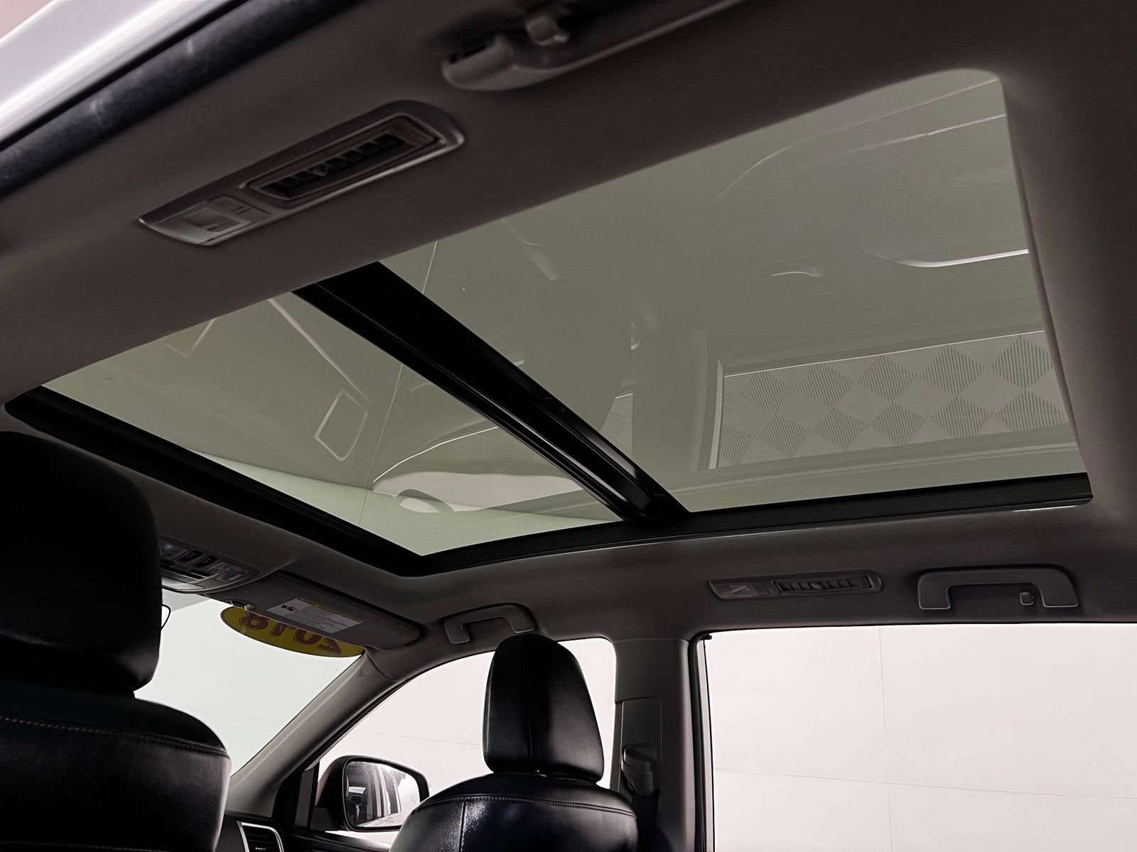 Used 2018 Toyota Highlander Limited Platinum image 28