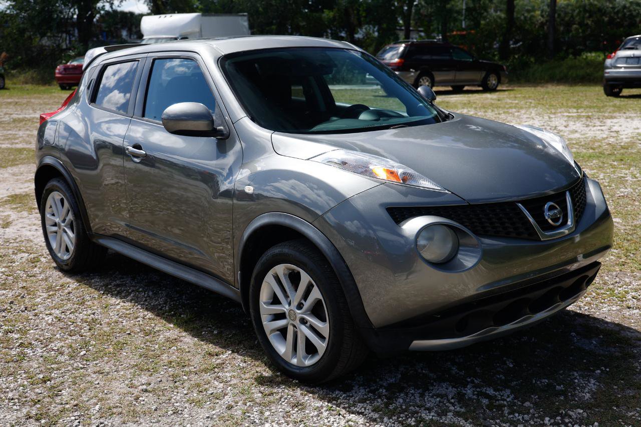 Used 2013 Nissan Juke SV FWD image 15