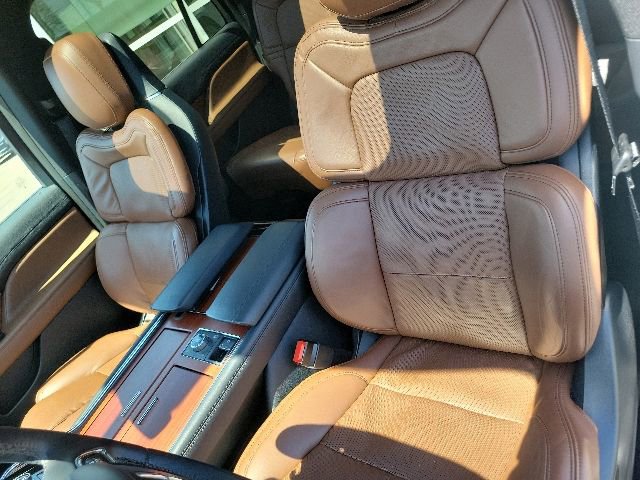 Certified 2023 Lincoln Navigator L Reserve AWD/4WD image 29