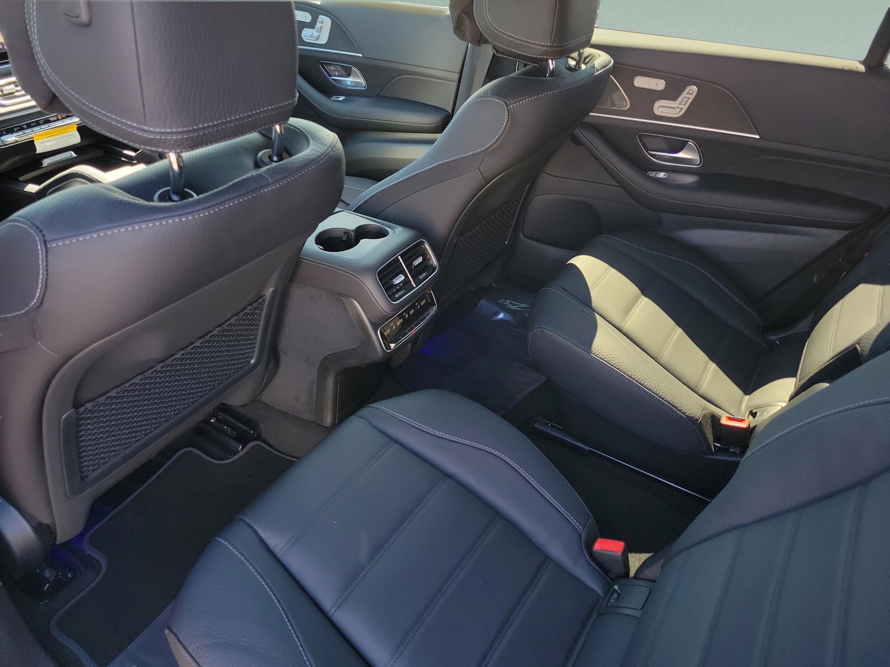 New 2026 Mercedes-Benz GLS 580 4MATIC image 11