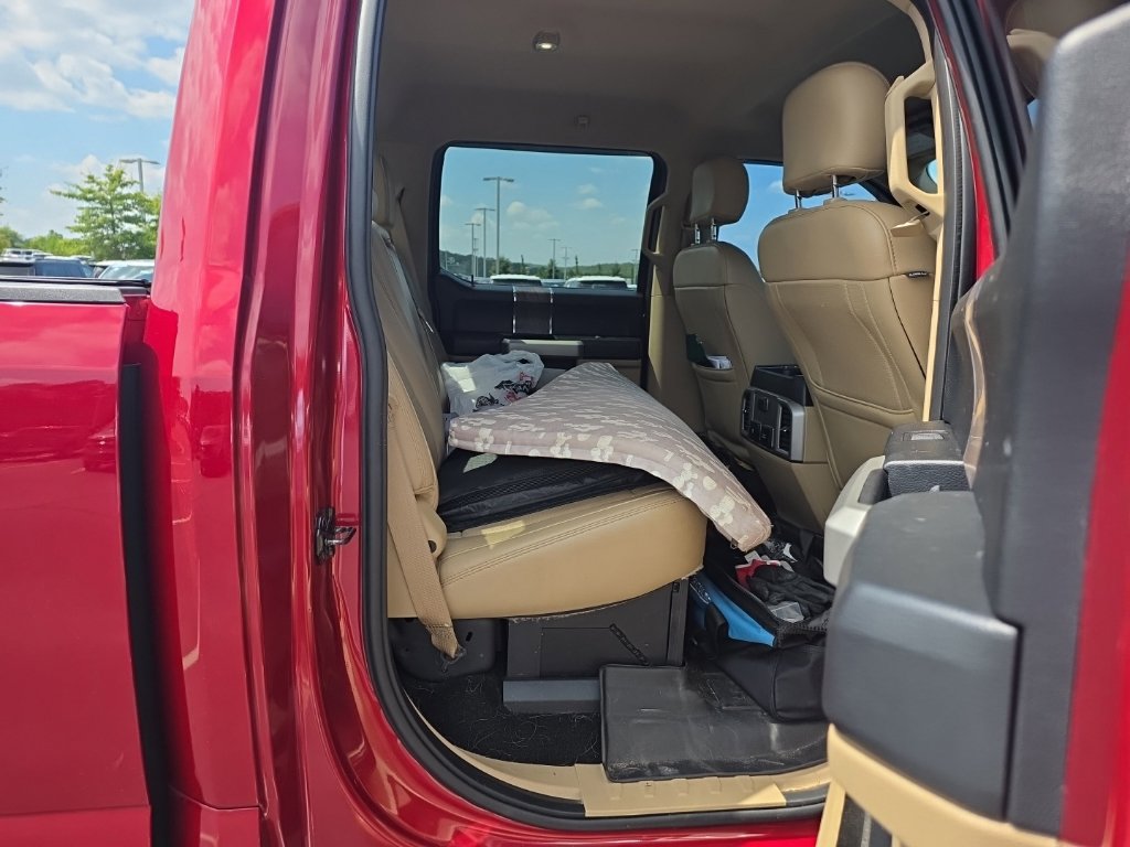 Used 2018 Ford F250 Lariat w/ Lariat Ultimate Package AWD/4WD image 16