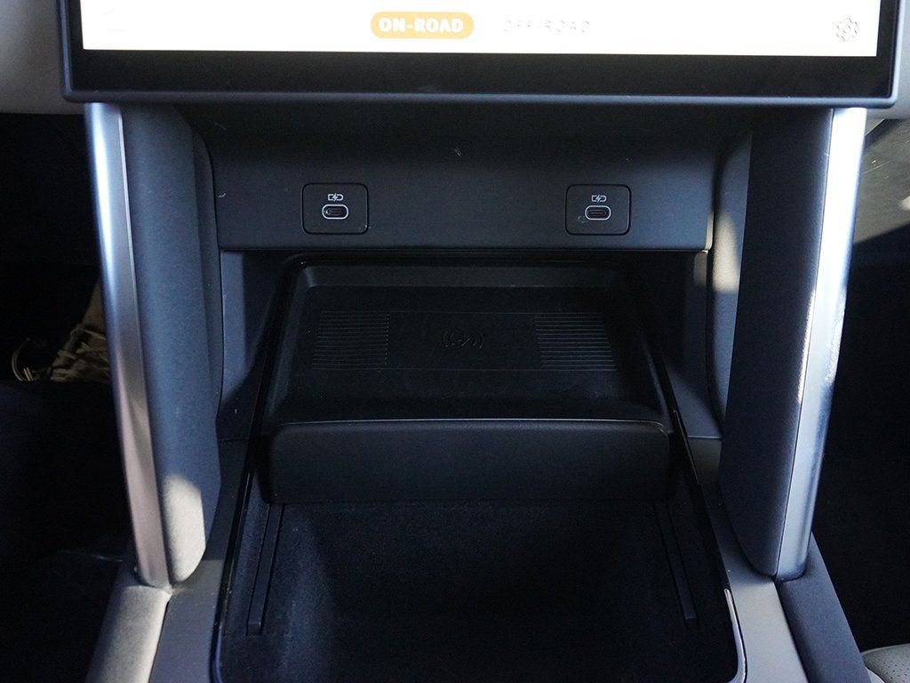 Used 2024 Land Rover Discovery Sport S image 60