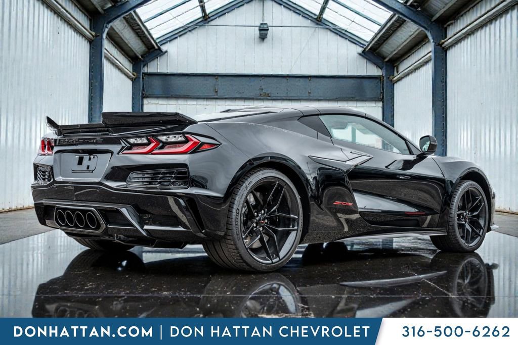New 2026 Chevrolet Corvette Z06 RWD image 32