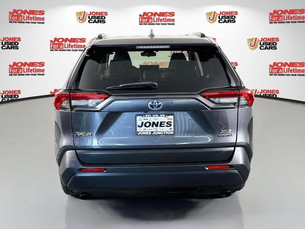 Certified 2023 Toyota RAV4 XLE Premium AWD/4WD image 15