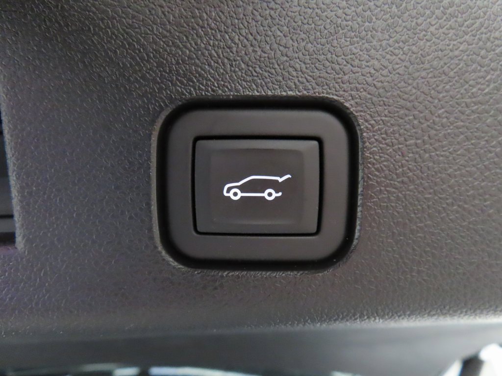 Used 2024 Chevrolet Traverse RS w/ LPO, Floor Liner Package image 45