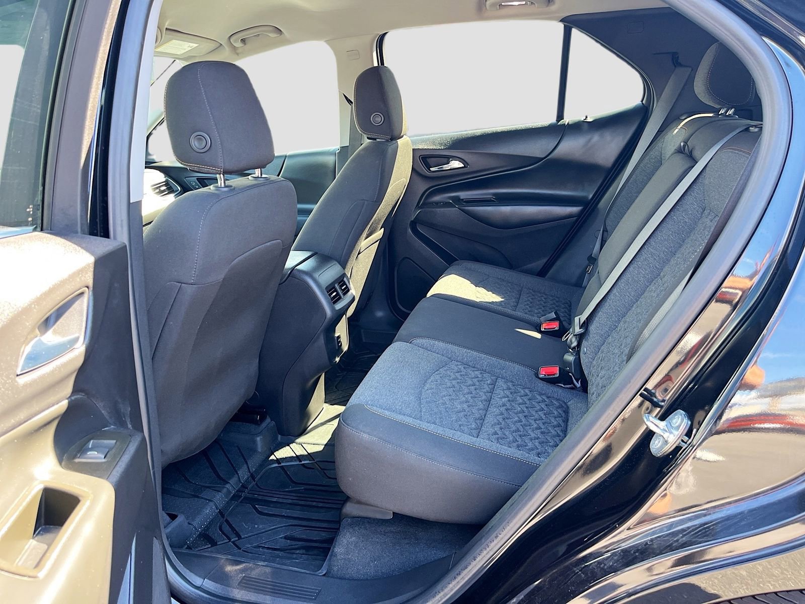 Used 2024 Chevrolet Equinox LT w/ LPO, Floor Liner Package image 24