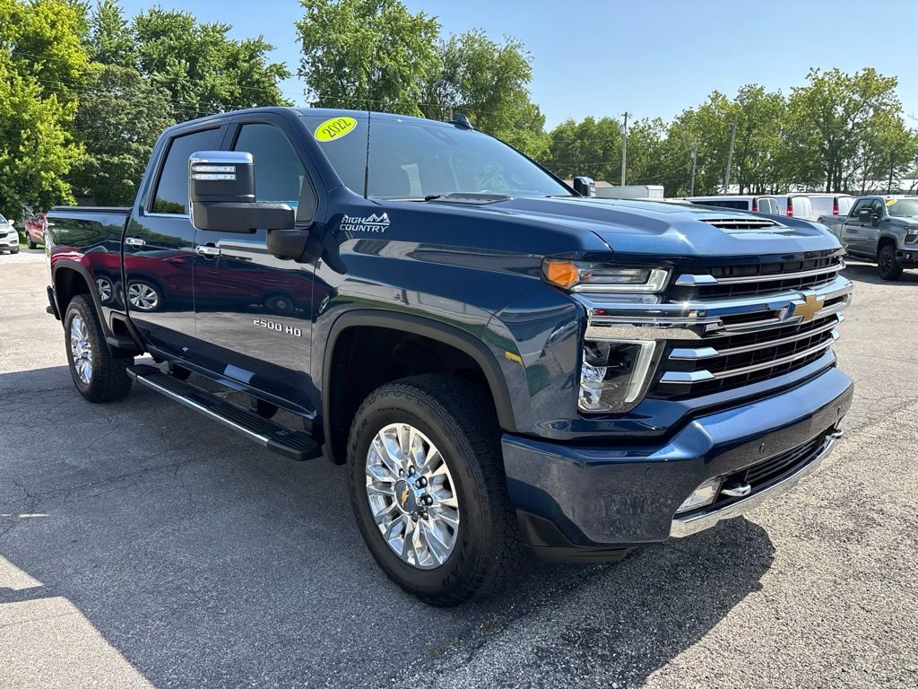 Used 2022 Chevrolet Silverado 2500 High Country AWD/4WD image 3