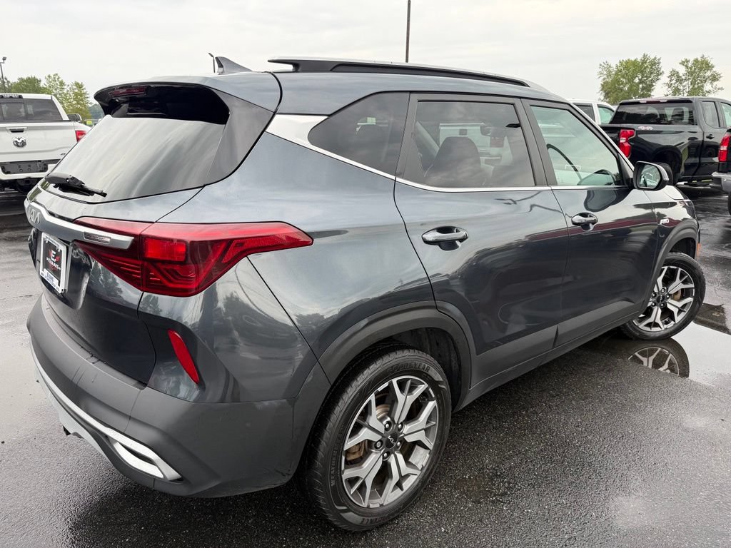Used 2022 Kia Seltos EX AWD/4WD image 5