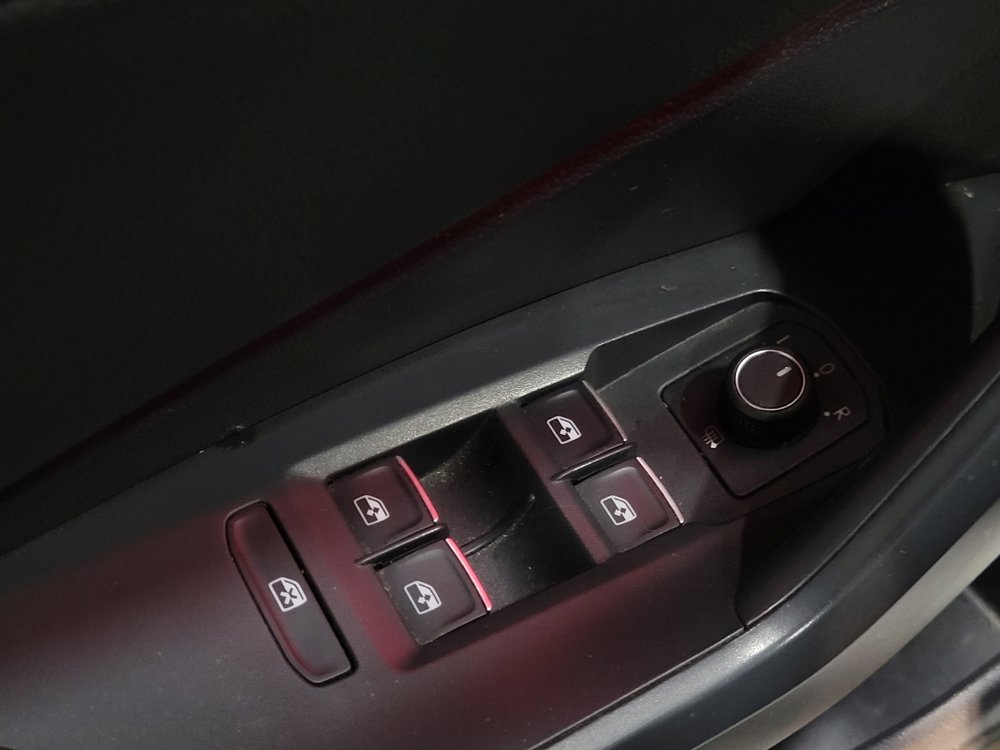 Used 2021 Volkswagen Jetta GLI Autobahn image 27