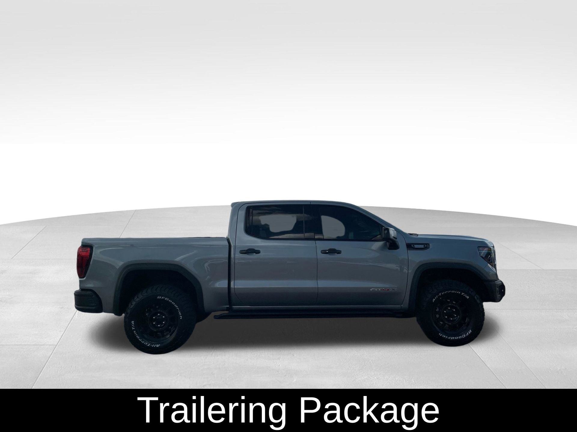 Used 2025 GMC Sierra 1500 AT4X w/ AT4X AEV Edition image 4