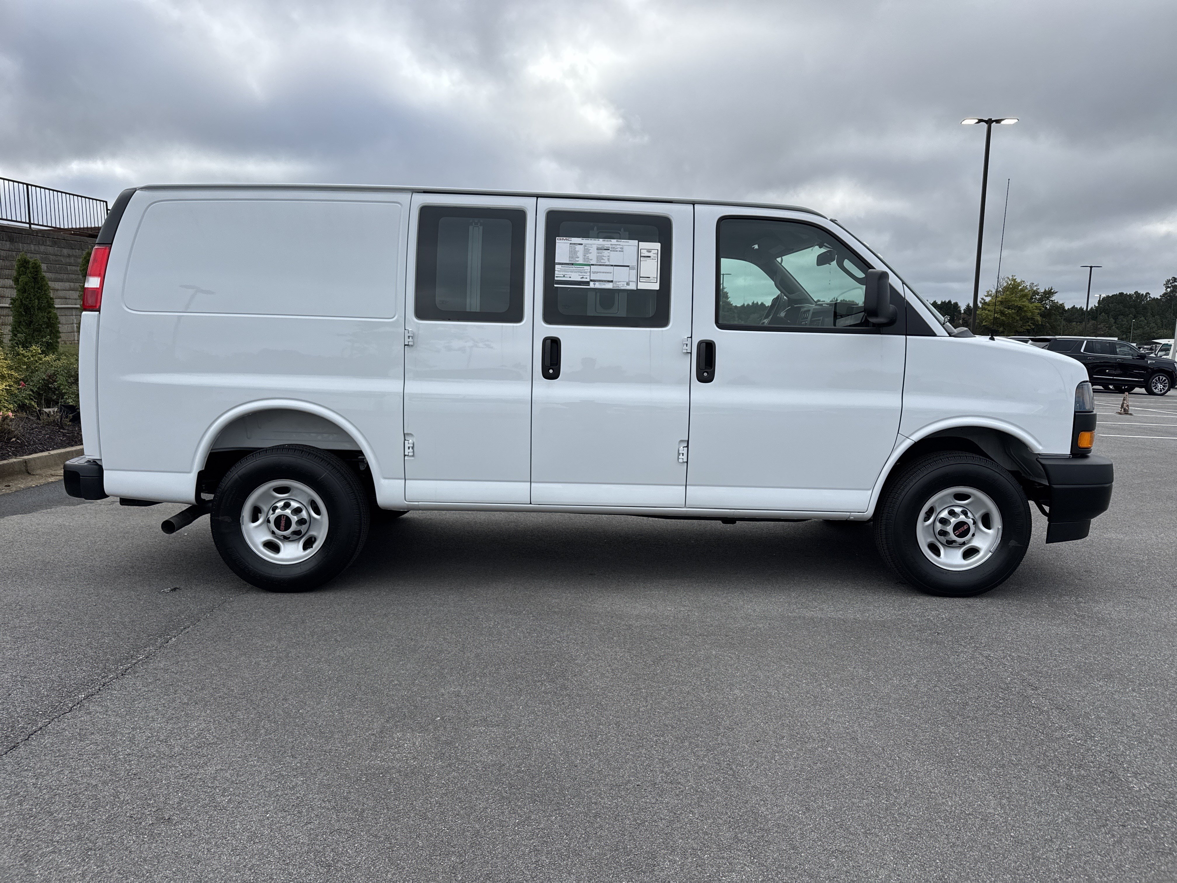 New 2025 GMC Savana 2500 w/ Driver Convenience Package RWD image 11