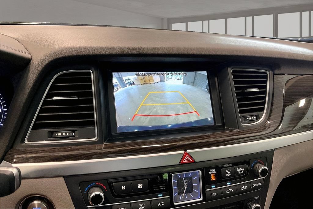 Used 2020 Genesis G80 3.8 AWD/4WD image 15