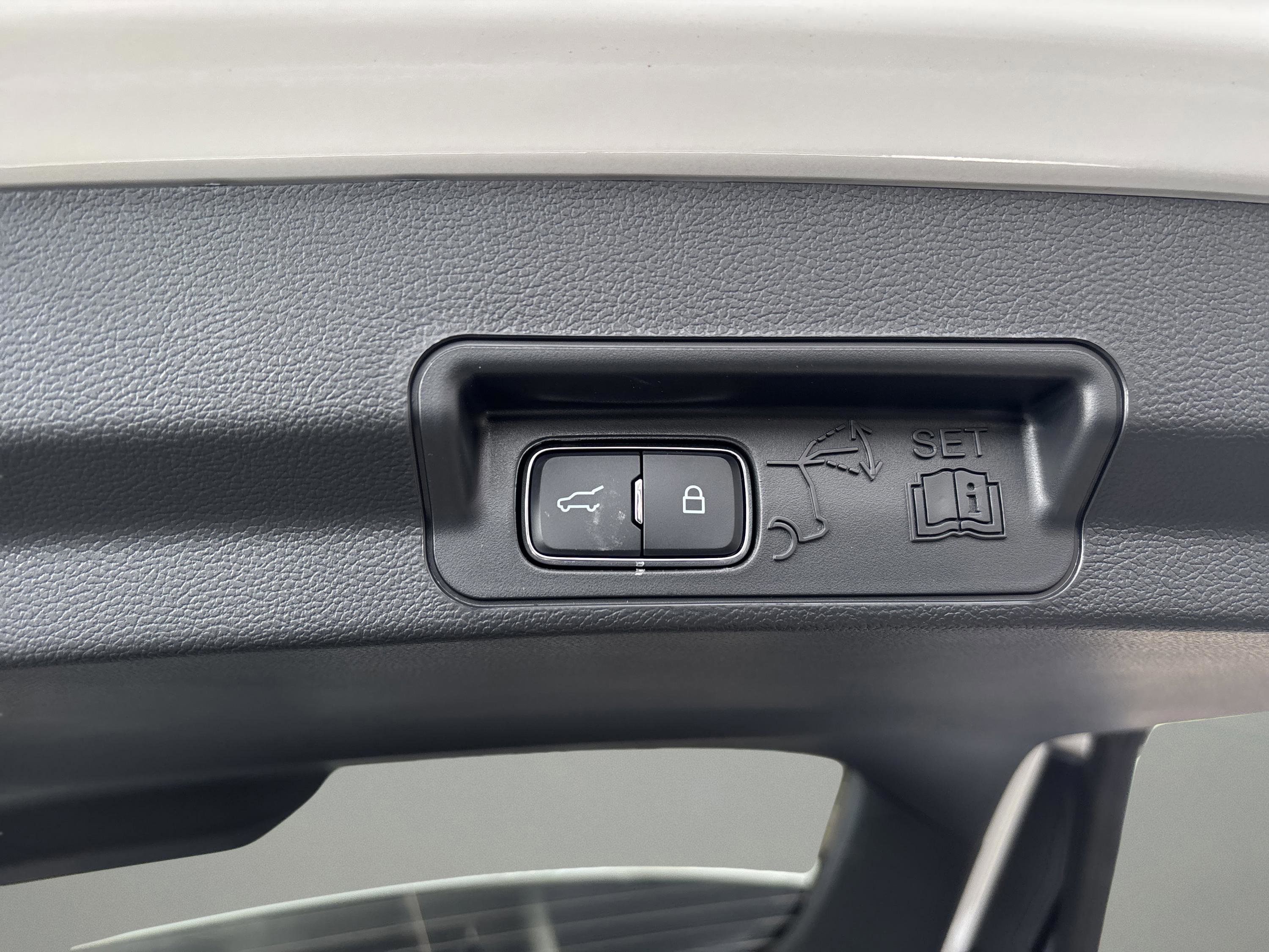New 2026 Ford Explorer ST-Line w/ ST-Line Street Pack AWD/4WD image 19