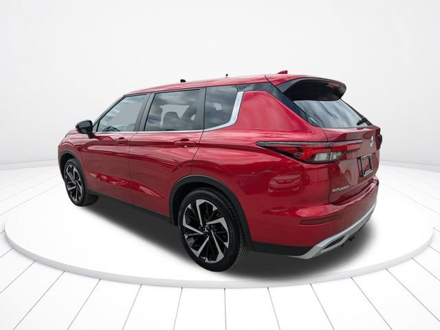 Used 2024 Mitsubishi Outlander SE image 6