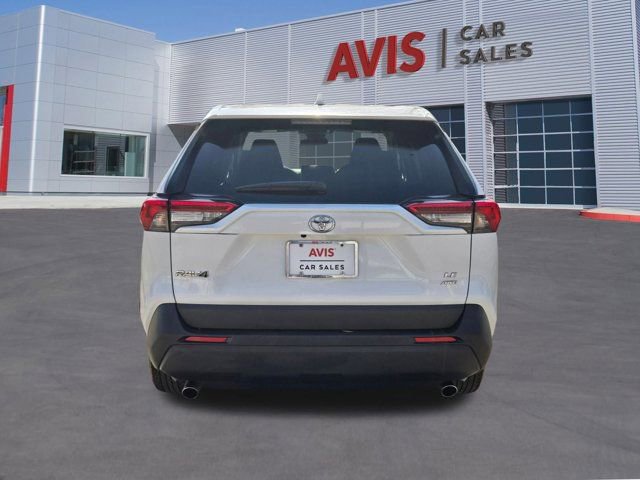 Used 2024 Toyota RAV4 LE image 9