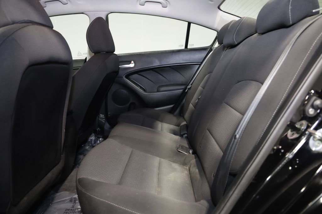 Used 2018 Kia Forte LX w/ LX Rear Camera Package image 18