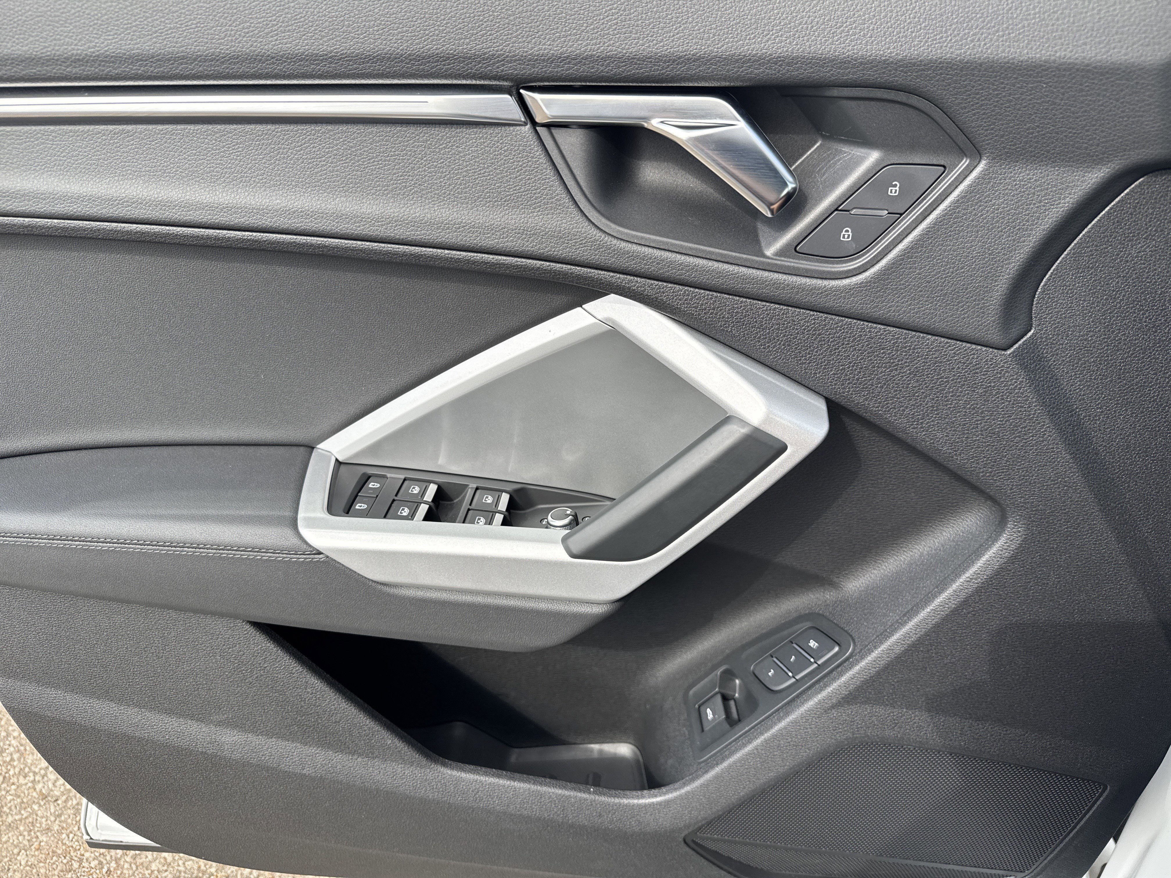 Certified 2023 Audi Q3 2.0T Premium Plus AWD/4WD image 9