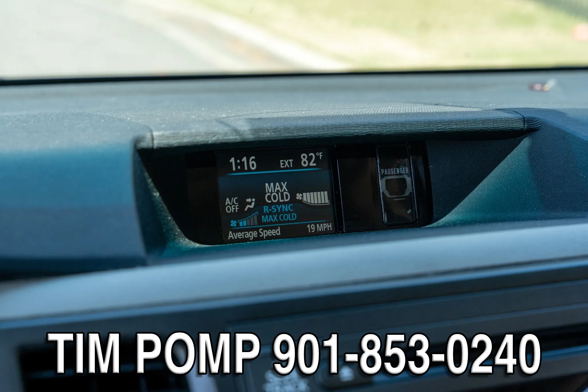Used 2011 Toyota Sienna XLE w/ Entertainment Pkg FWD image 22