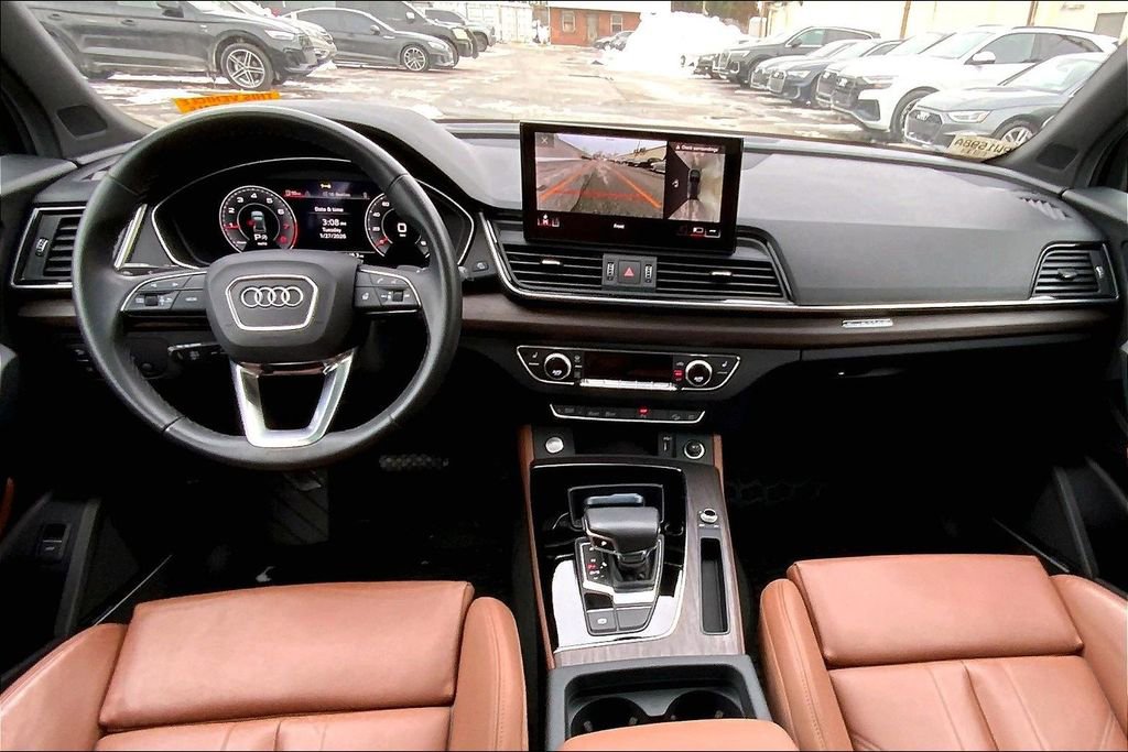 Used 2024 Audi Q5 2.0T Premium Plus w/ Premium Plus Package image 15