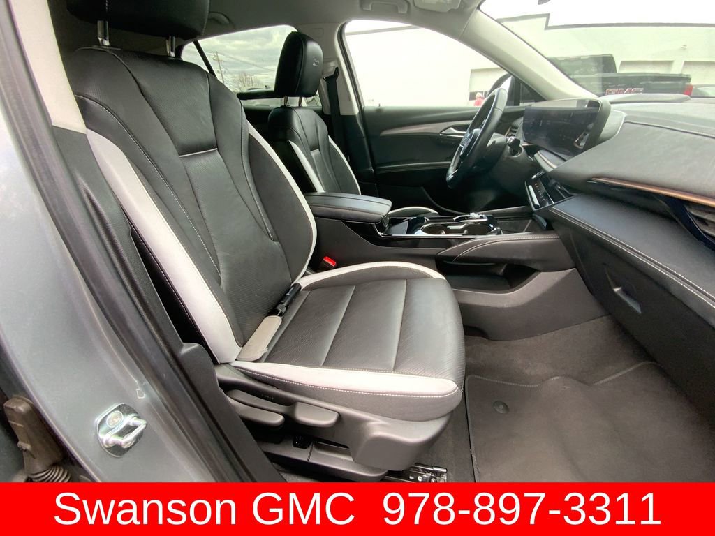 Certified 2025 Buick Envision Sport Touring image 27