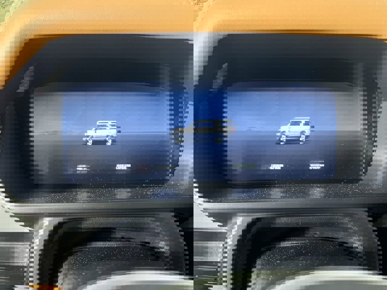 Used 2023 Land Rover Defender 130 SE AWD/4WD image 20