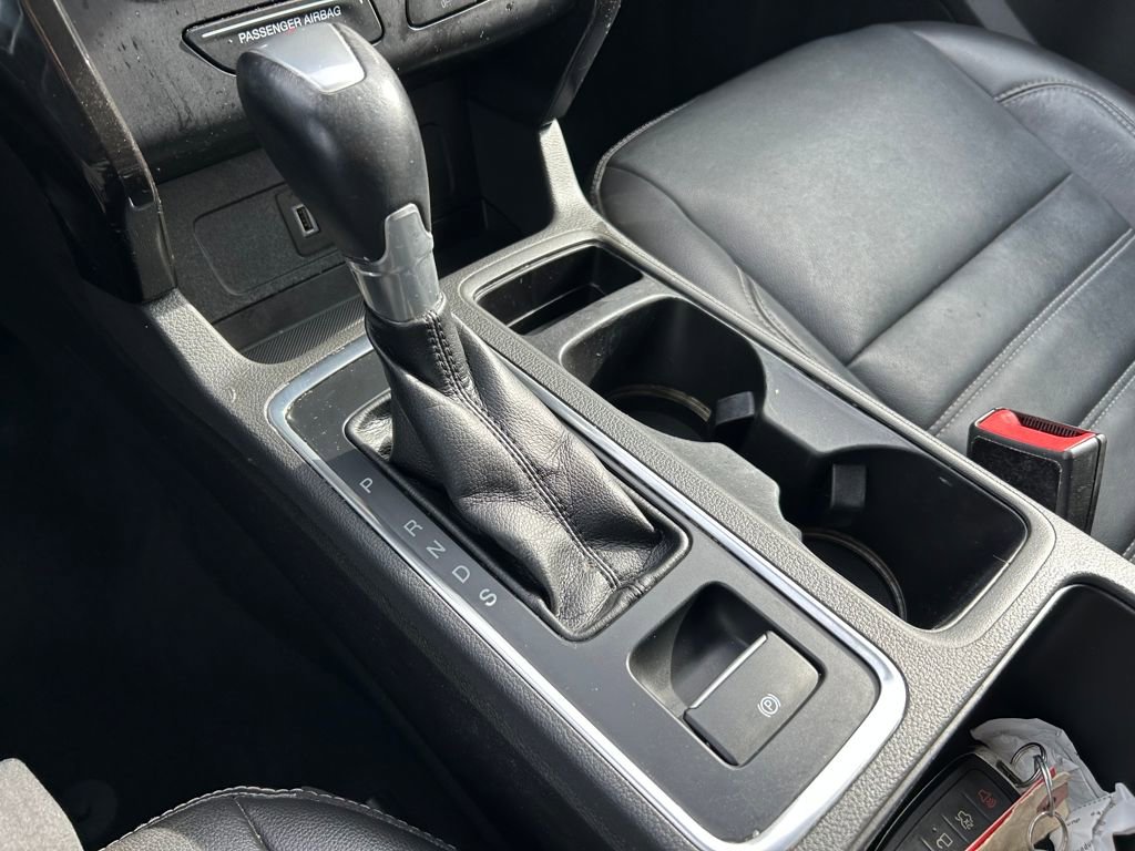 Used 2017 Ford Escape Titanium image 15