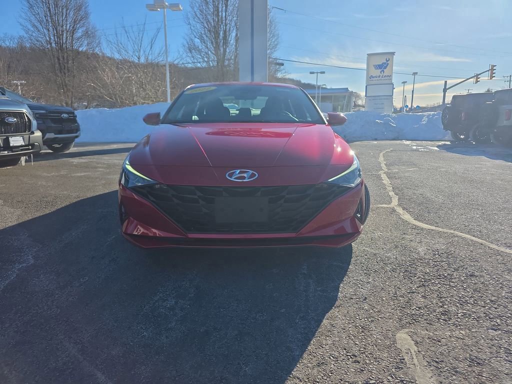 Used 2022 Hyundai Elantra SEL image 2