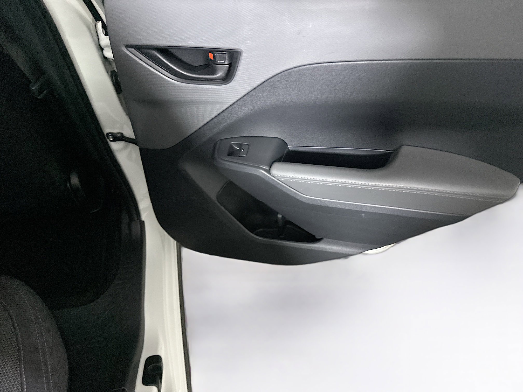 Used 2024 Subaru Crosstrek 2.0i Premium image 28