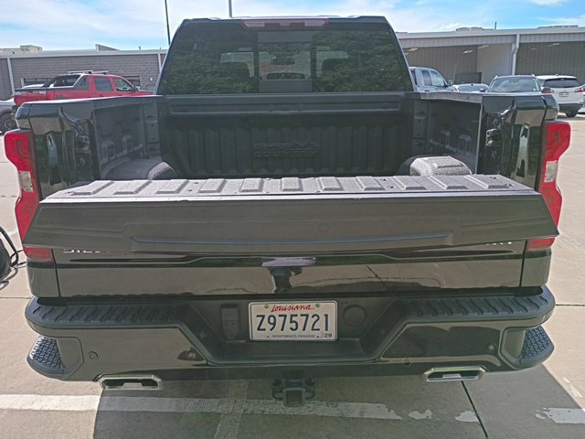 Used 2024 Chevrolet Silverado 1500 High Country w/ Z71 Off-Road Package AWD/4WD image 32