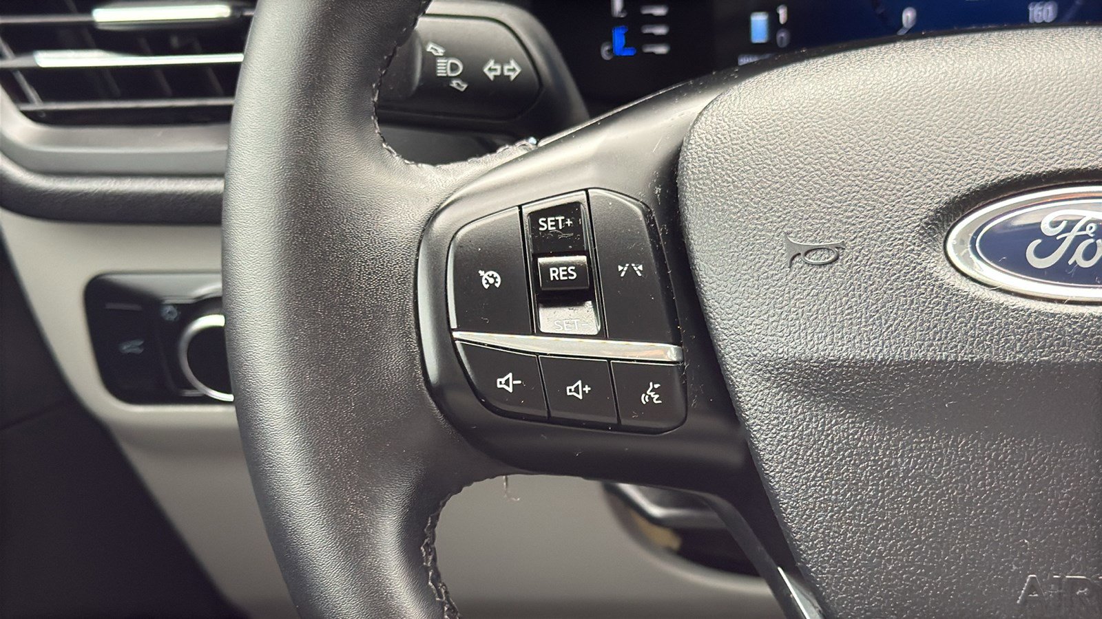 Used 2024 Ford Escape Active FWD image 21