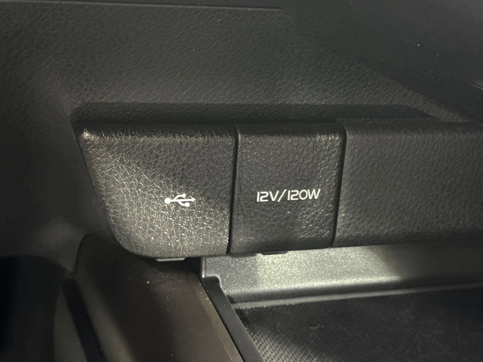 Used 2024 Toyota Camry LE FWD image 34