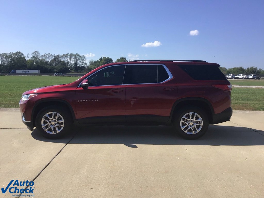 Used 2021 Chevrolet Traverse LT image 9