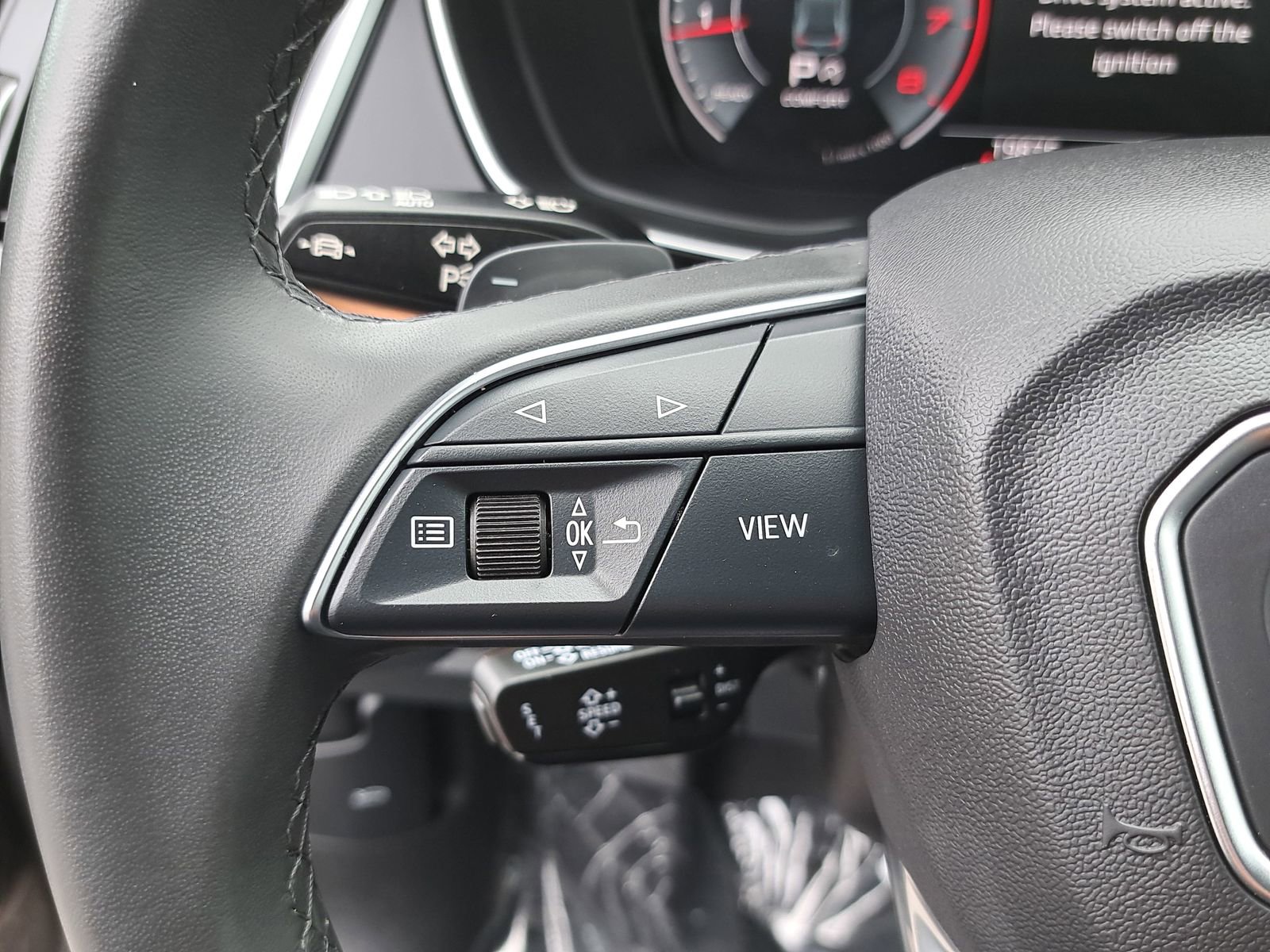 Used 2024 Audi Q5 Premium AWD/4WD image 17
