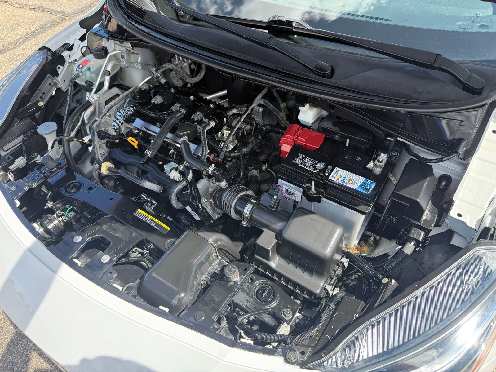 Used 2020 Nissan Versa S image 40