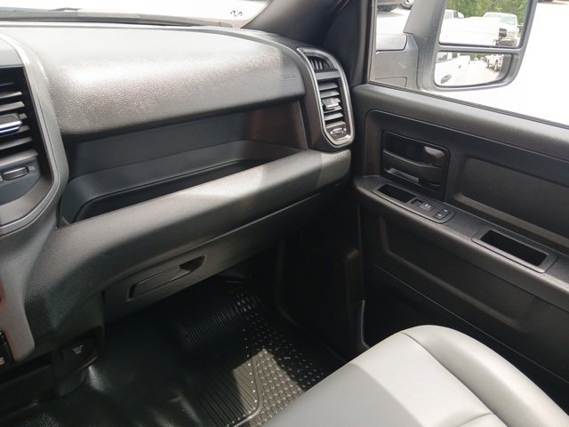 Used 2024 RAM 3500 Tradesman w/ Safety Group image 37