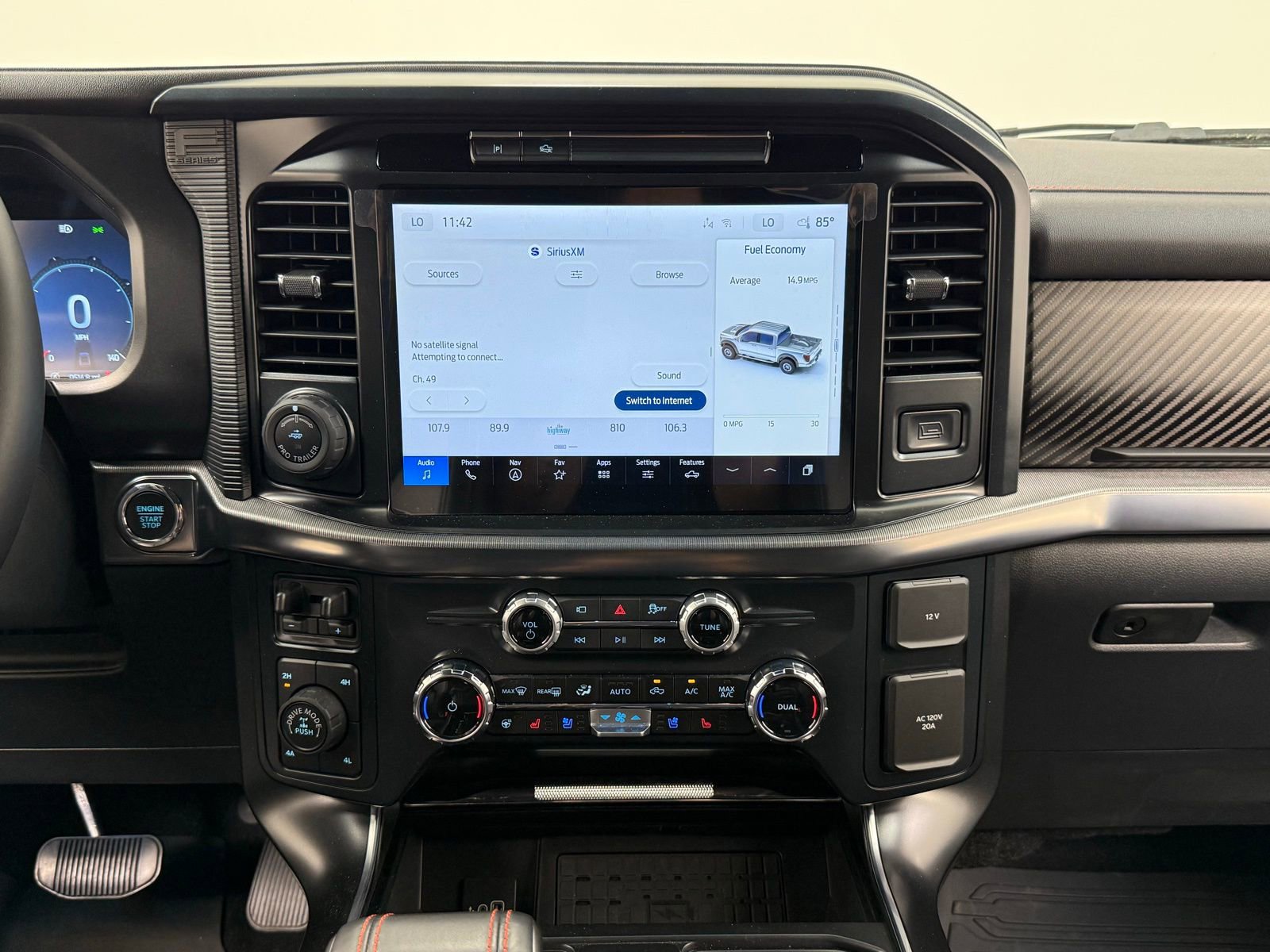 Used 2025 Ford F150 Raptor AWD/4WD image 32