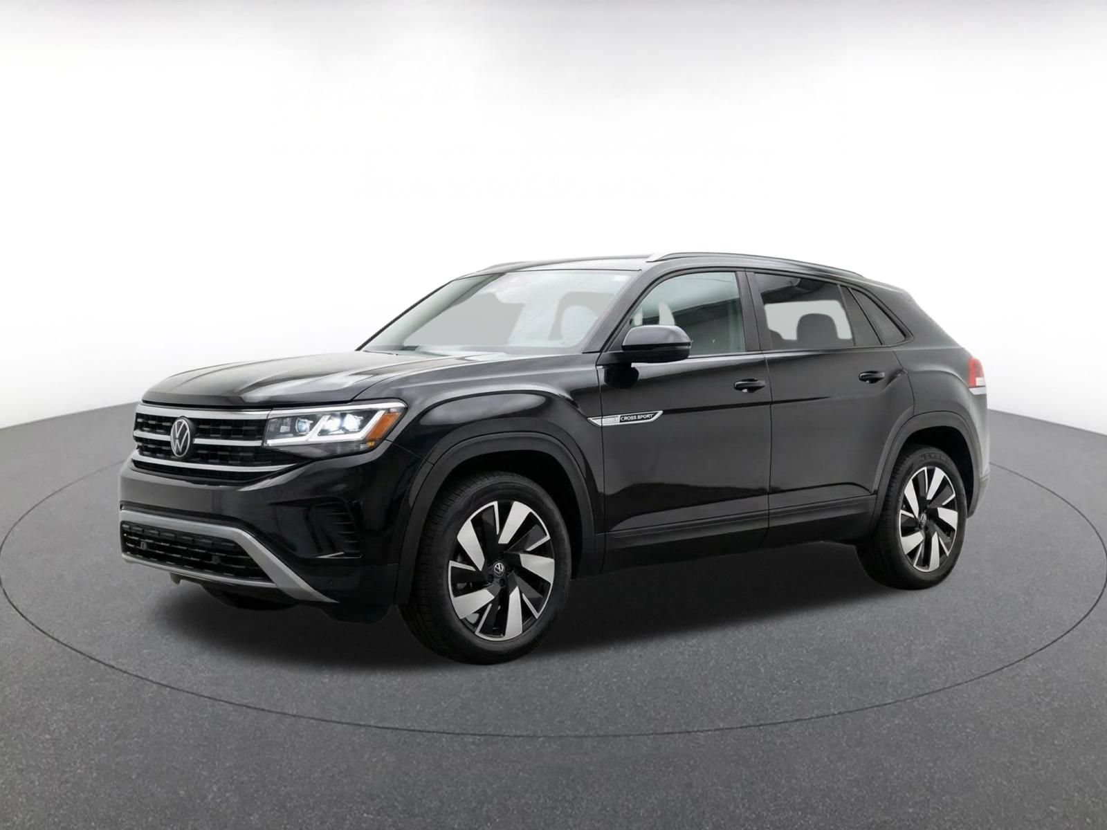 Used 2026 Volkswagen Atlas Cross Sport SE AWD/4WD image 3