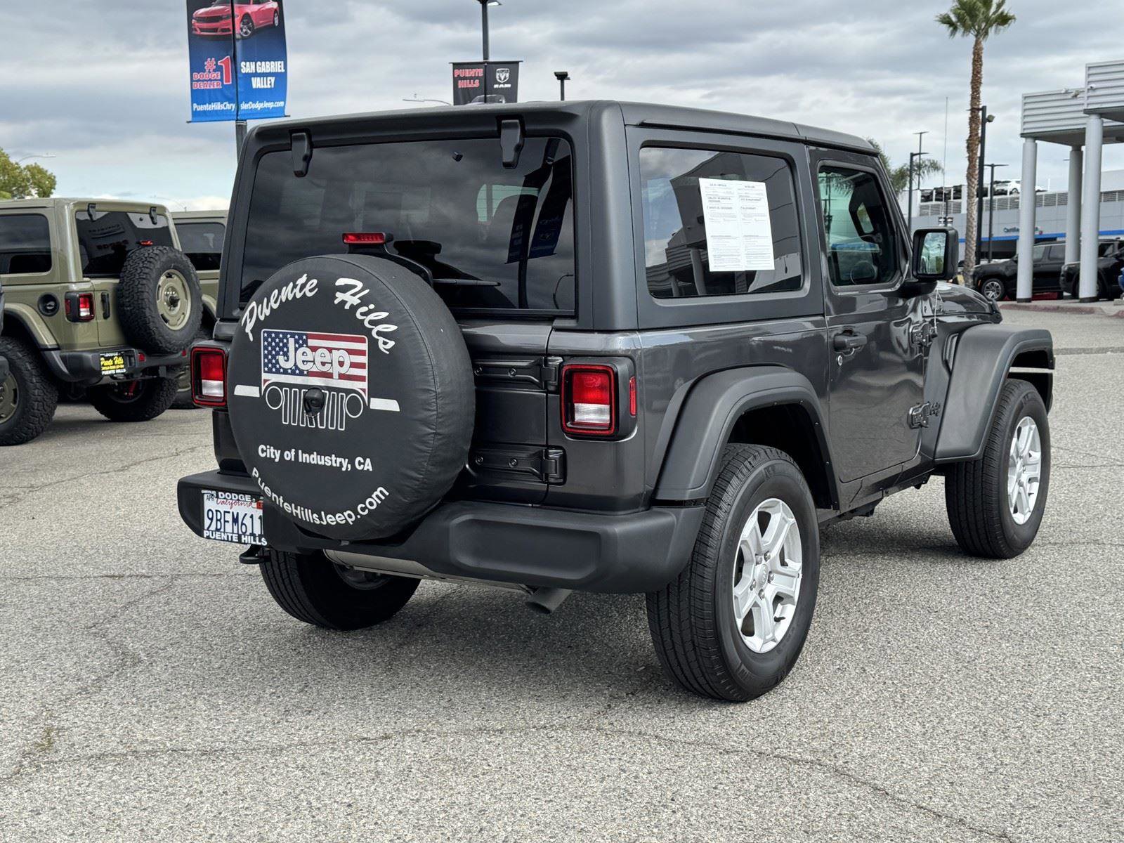 Used 2022 Jeep Wrangler Sport AWD/4WD image 6