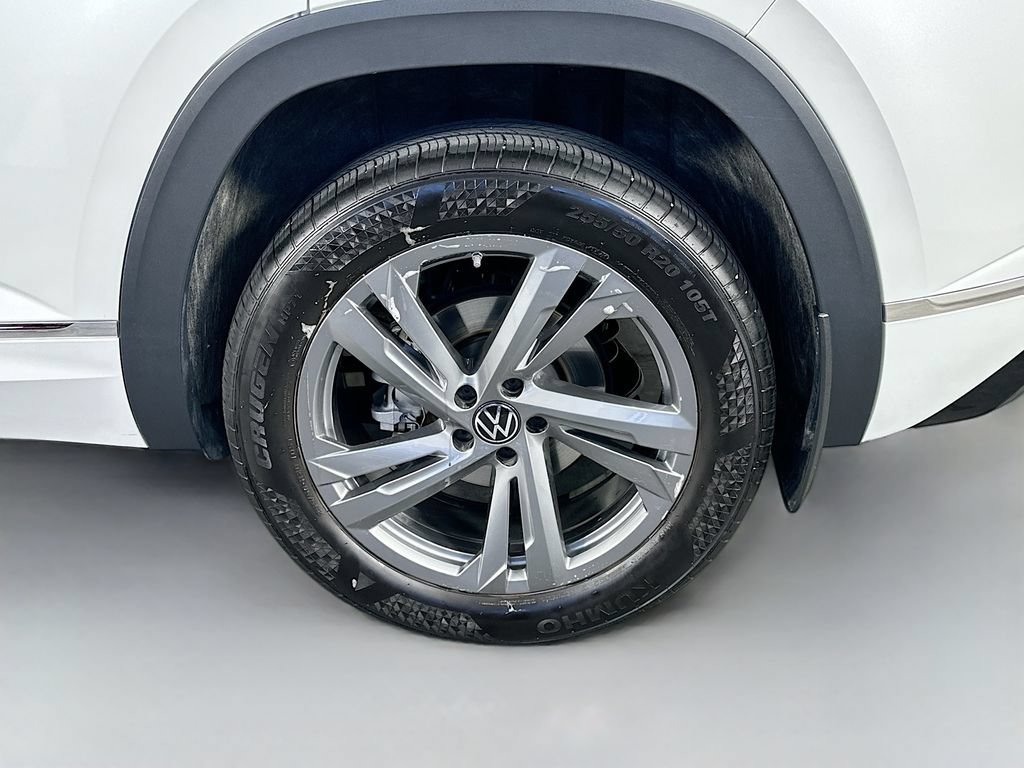 Used 2024 Volkswagen Atlas Cross Sport SEL R-Line AWD/4WD image 33